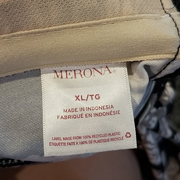 Swim top - Picture 3 of 4